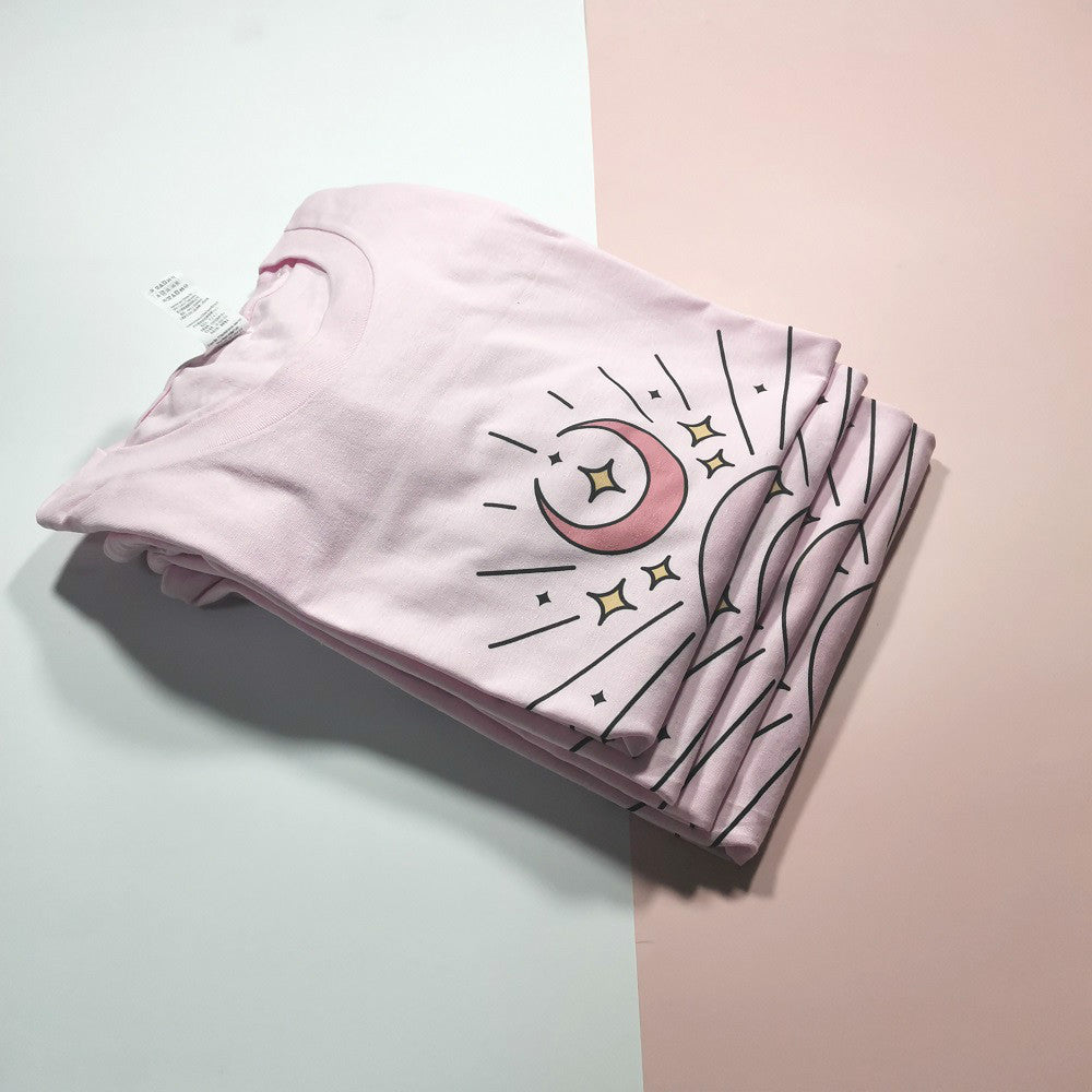 💗 Pink & White Alien Tee – The Soft Side of the Signal