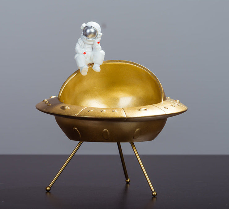 👨‍🚀 Astronaut Storage Tray – Stillness with a Purpose