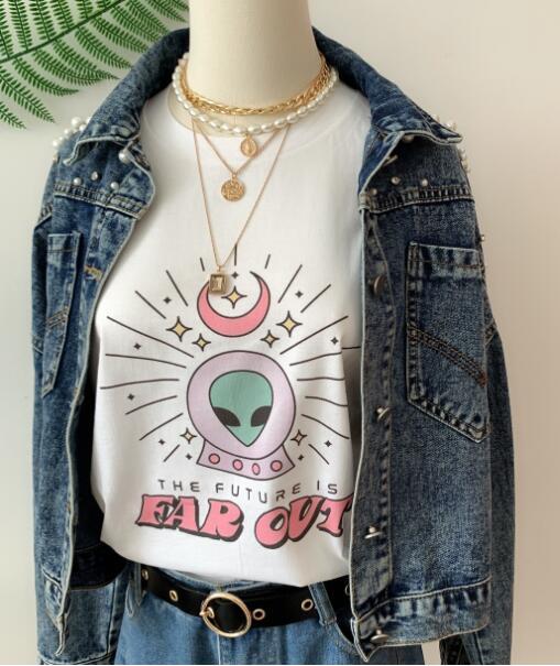 💗 Pink & White Alien Tee – The Soft Side of the Signal