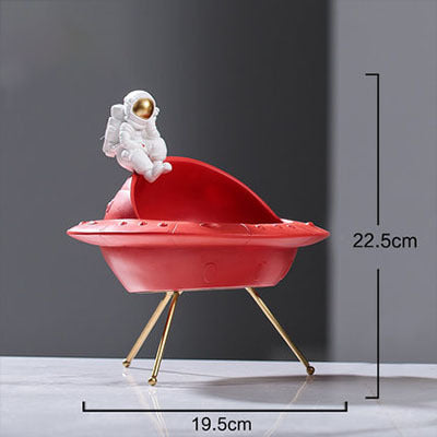👨‍🚀 Astronaut Storage Tray – Stillness with a Purpose