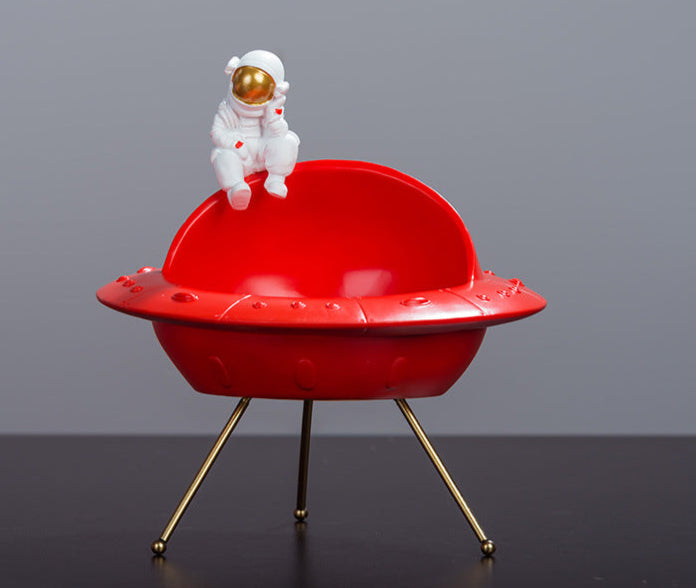 👨‍🚀 Astronaut Storage Tray – Stillness with a Purpose