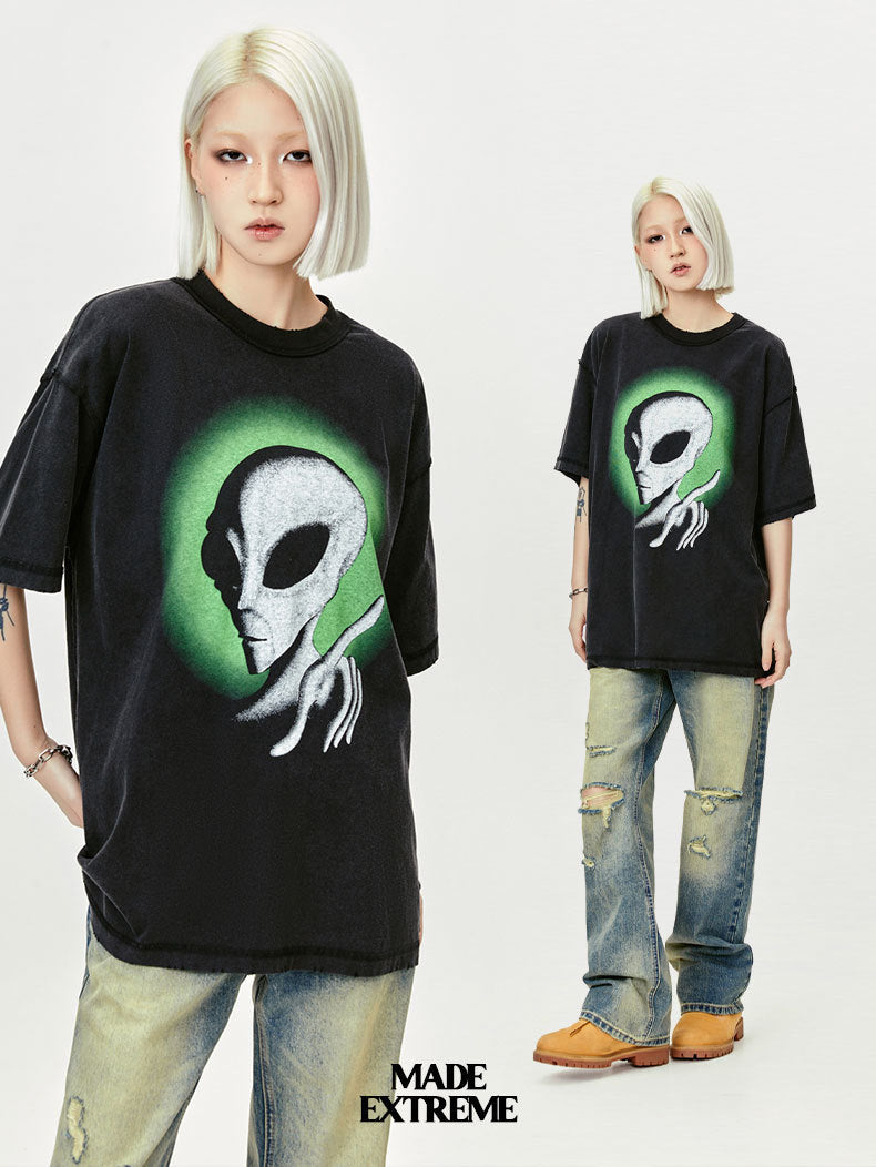 👕 Distressed Alien Print Tee – Worn-In Wisdom, Wired to the Stars