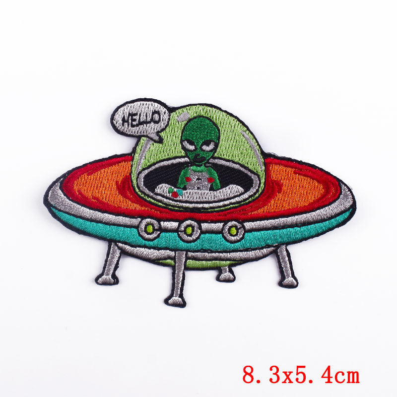 ๐ธ Alien Embroidered Patch โ Wear the Signal