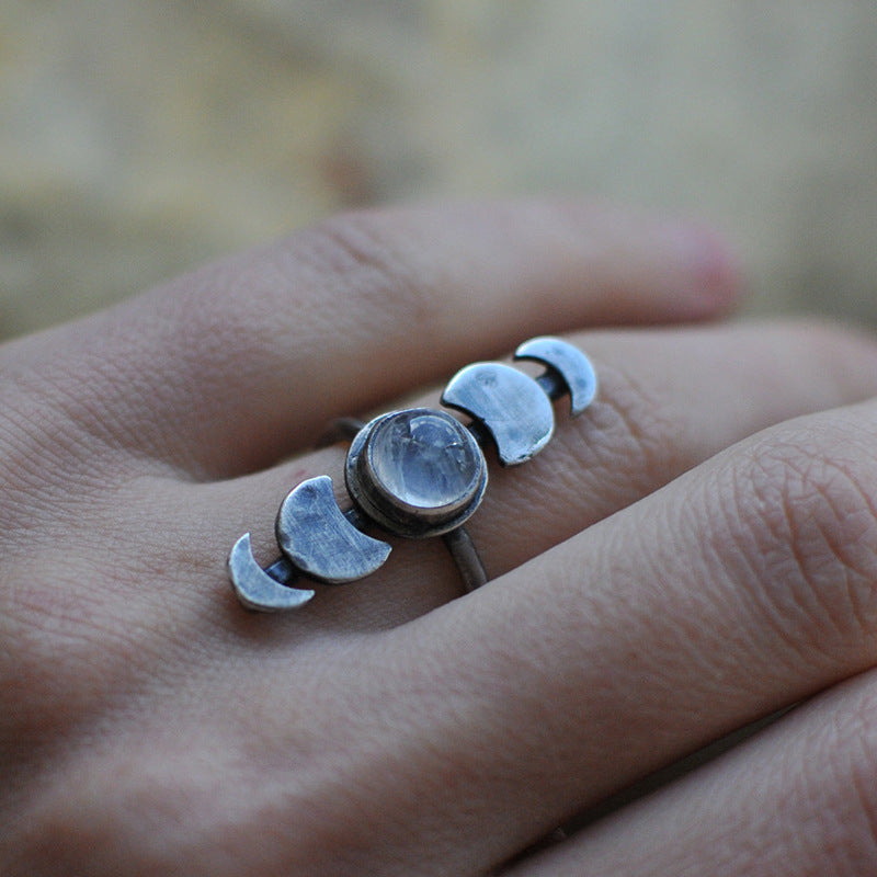 π Moonstone Moon Ring β Align with the Quiet Power of the Moon