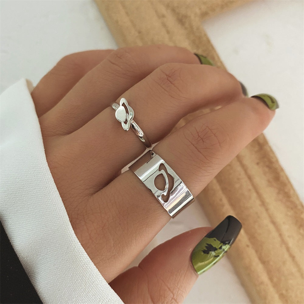 💍 Spaceship Ring Set – Signals from the Stars, Worn by You